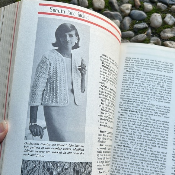 Vintage McCall's Needlework Treasury Stitches Reference and Guide Book 1964 - Picture 12 of 16